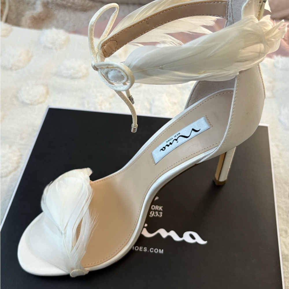 Nina Elegant Cream Feather Heels